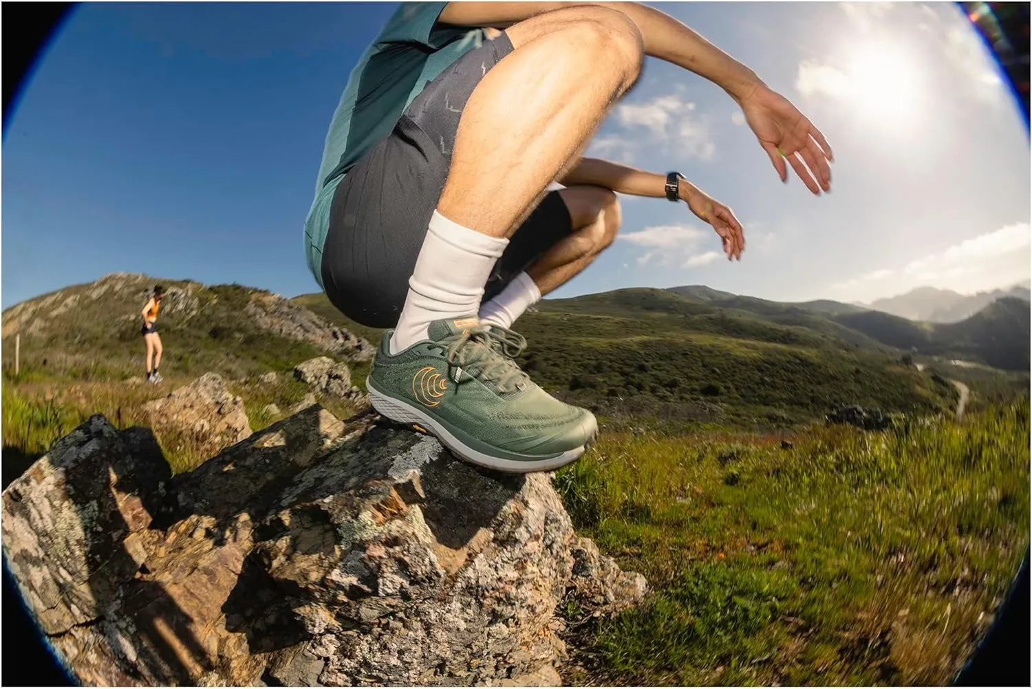 Topo Athletic Men's Pursuit 2 Running Shoes - Lightweight 0MM Drop Laced Sh??es, Athletic Shoes for Trail Running